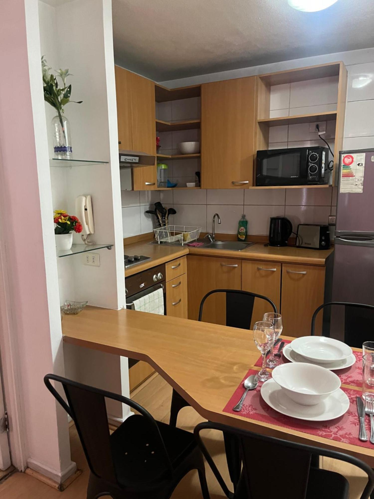 Amoblados Guscar Apartment Сантяго Екстериор снимка