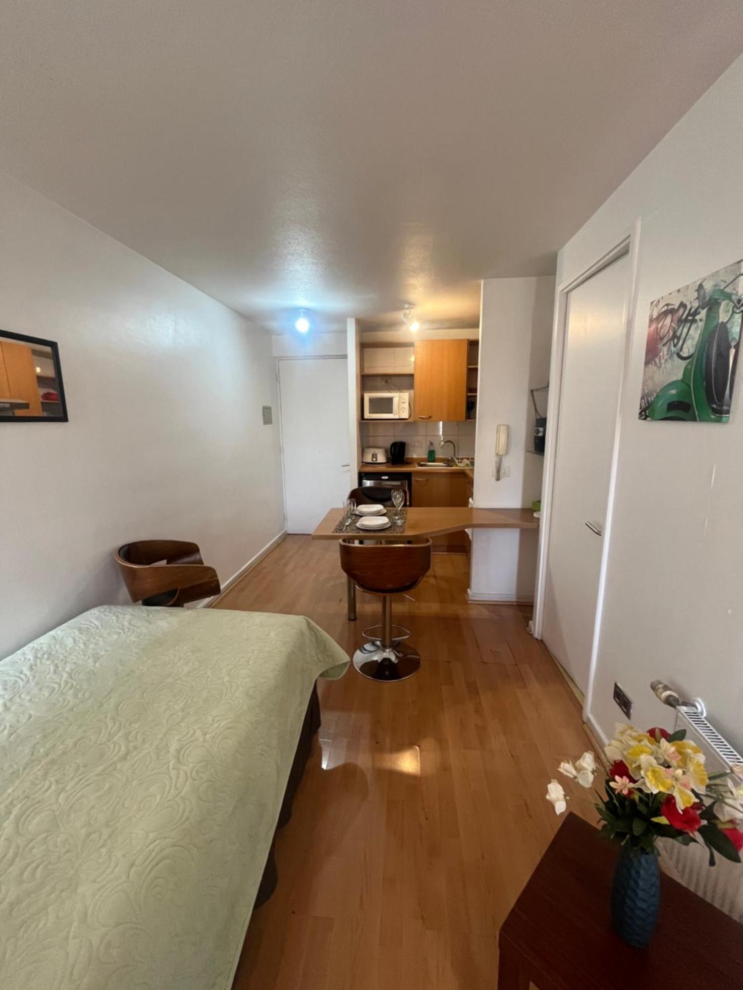 Amoblados Guscar Apartment Сантяго Екстериор снимка