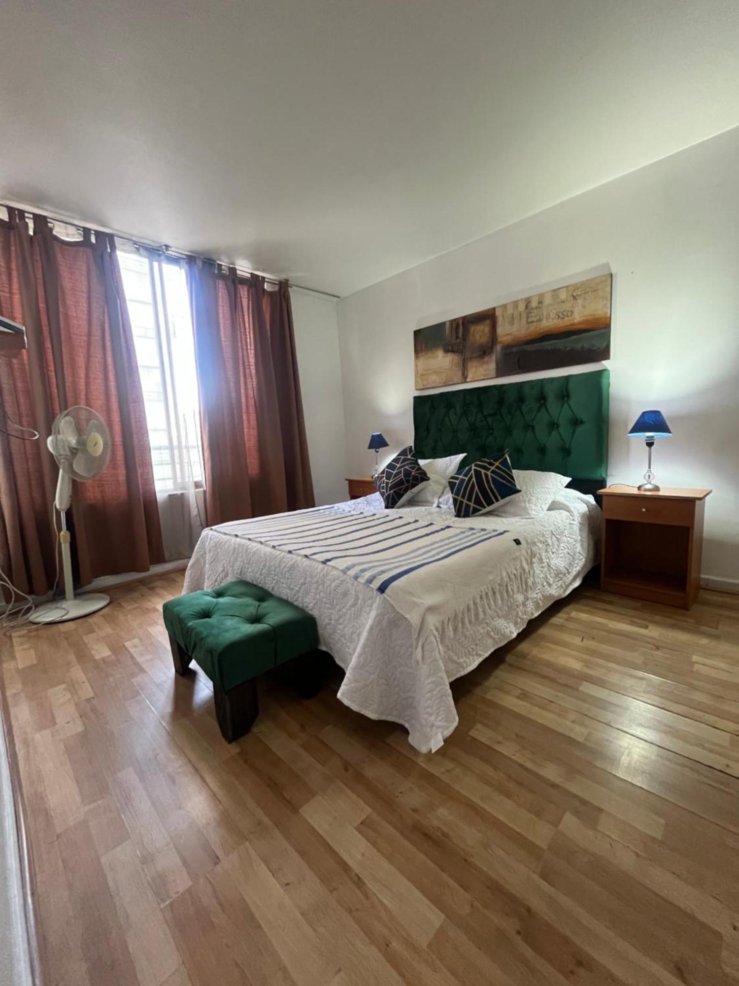 Amoblados Guscar Apartment Сантяго Екстериор снимка